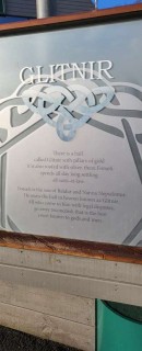 Glass sign explaining the meaning of Glitnir.